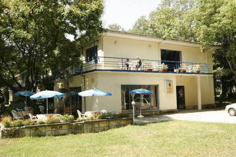 Apartment In St. Constantine And Helena Saints Constantine and Helena Exterior foto